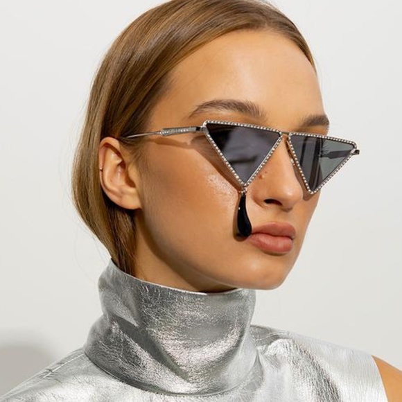 NWT GUCCI GG1252S - 001 CRYSTAL EMBELLISHED Sunglasses - Picture 4 of 13